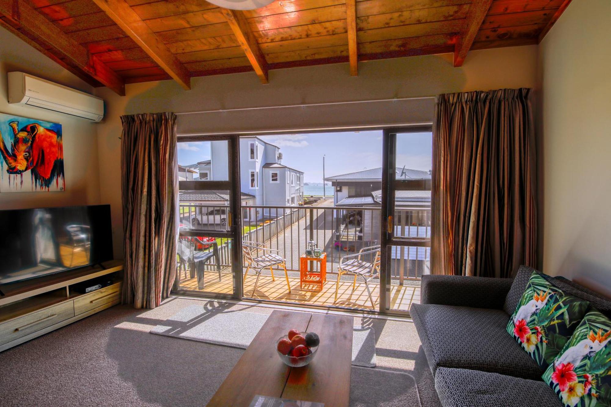 Blue Marlin Apartments Вітіанга Екстер'єр фото